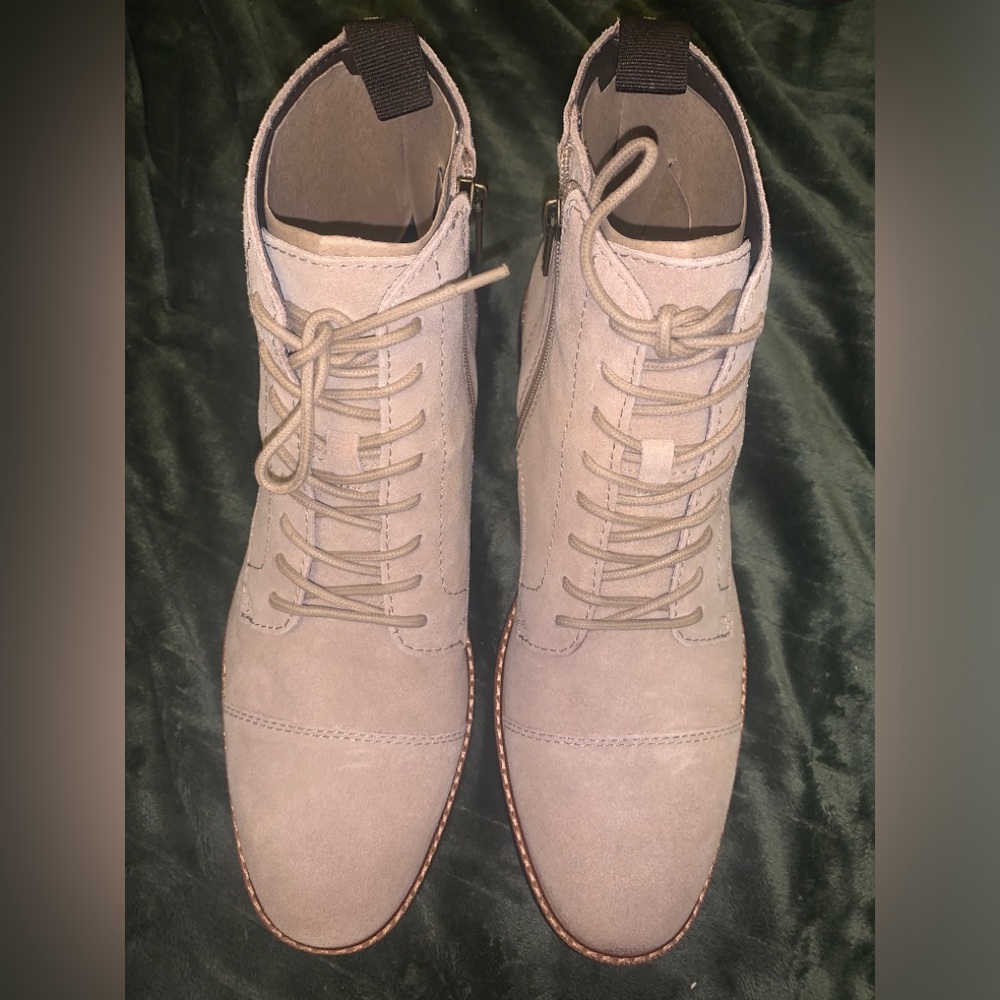 VINCE CAMUTO MENS BOOTS